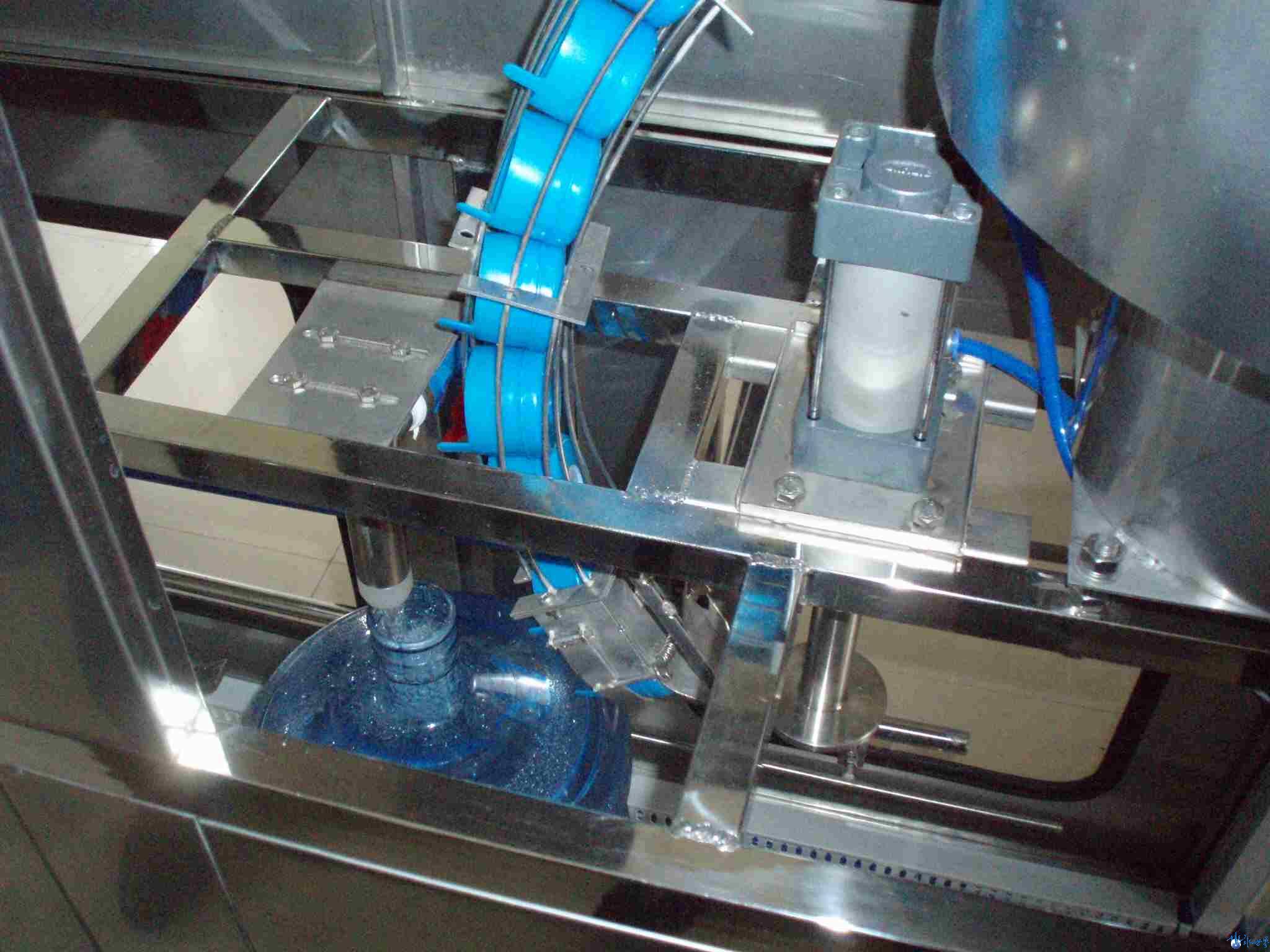 成套桶装水设备