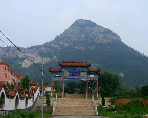 神童山森林公园,位于 a target="_blank" href="/item/宁阳县/378403"