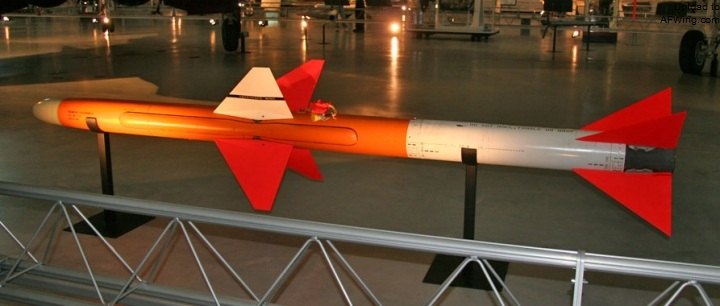 aim-7"麻雀"空空导弹