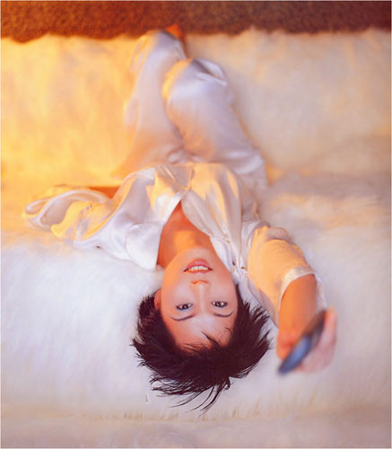  p>唐林是中国的一个明星主持人. /p>