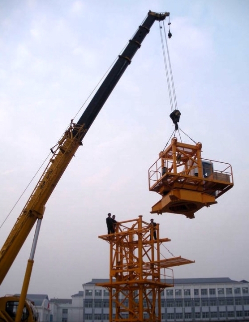 塔式起重机