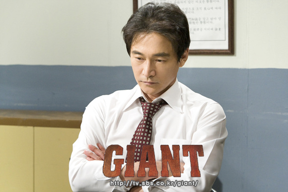  p>《巨人》是 a href="#">韩国sbs电视台 /a>2010年播出的创社20年