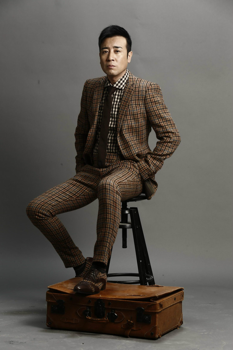  p>于和伟,1971年5月4日出生于辽宁省抚顺市东洲区,中国内地影视男