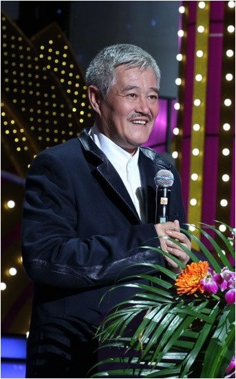 导演,编剧,制片人,监制,歌手, a target="_blank" href="/item/东北