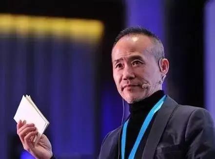 王石：有人挖我跳槽，开价高到无法抗拒！王石罕见现身演讲_百科TA说