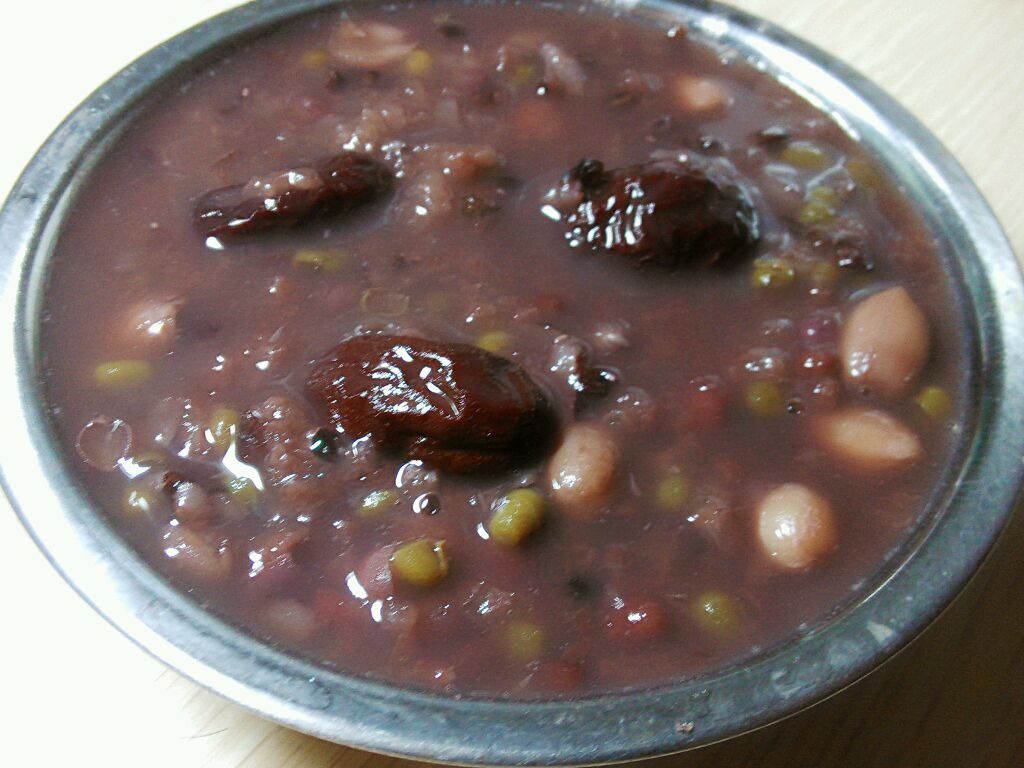 红枣薏米红豆汤