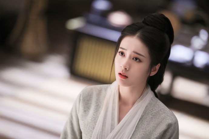  p data-id="gnbhupdklc">容乐,2018年 a targ