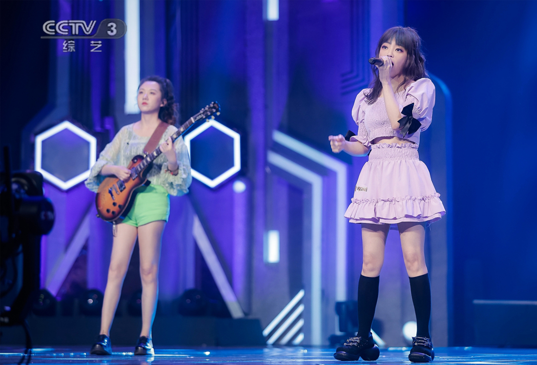  p data-id="2hwpl3kd4fv">梦天使女子乐队,中国内地国风摇滚女子乐队