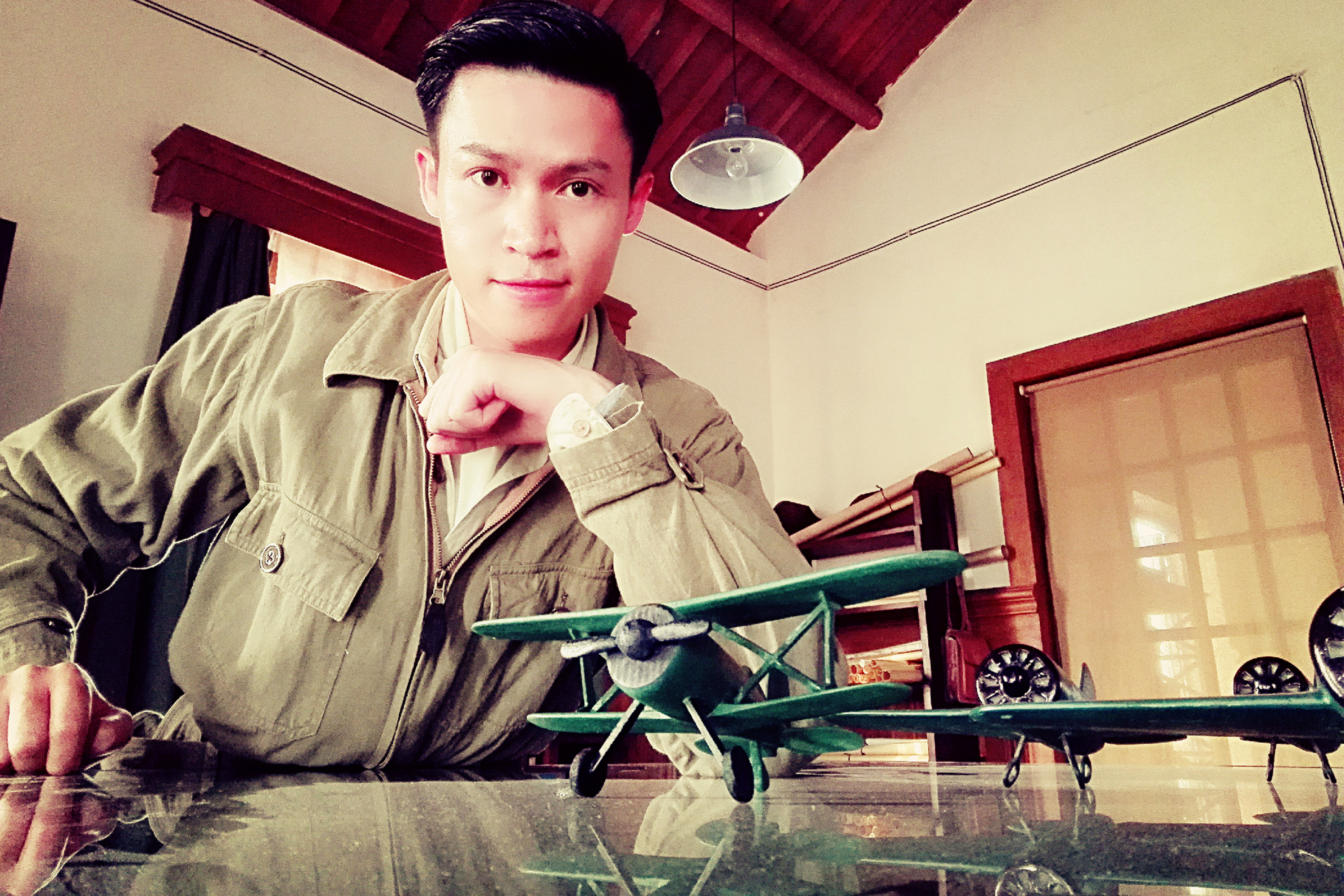 i7drhk0nwo">施琅,男, a target="_blank" href="/item/演员/3106682"