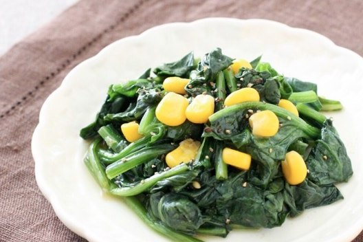 菠菜嫩玉米沙拉