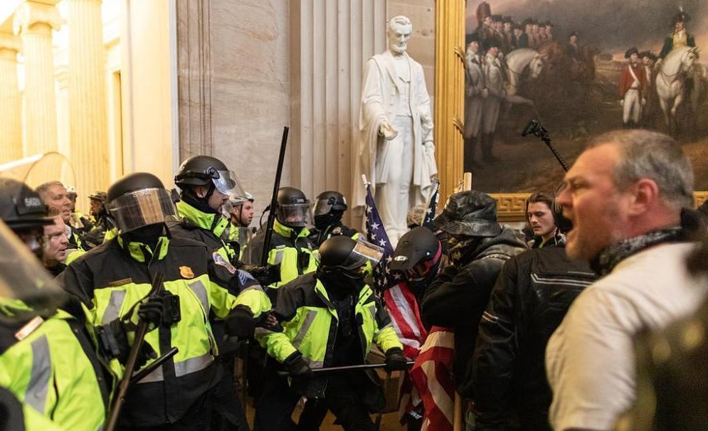 2021年1月6日美国国会大楼抗议暴乱已致1人死亡