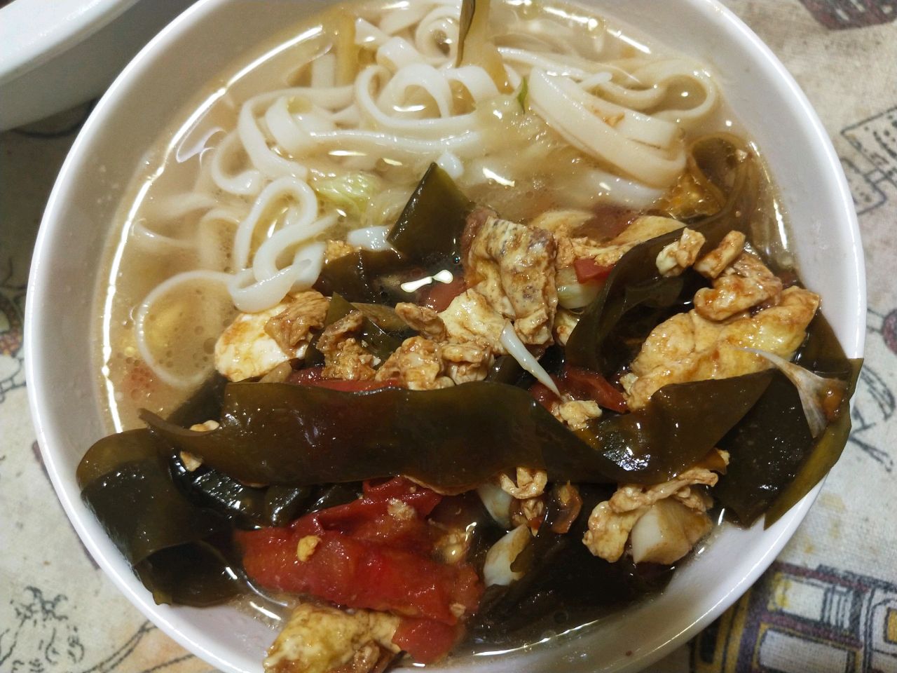 鸡蛋海带面