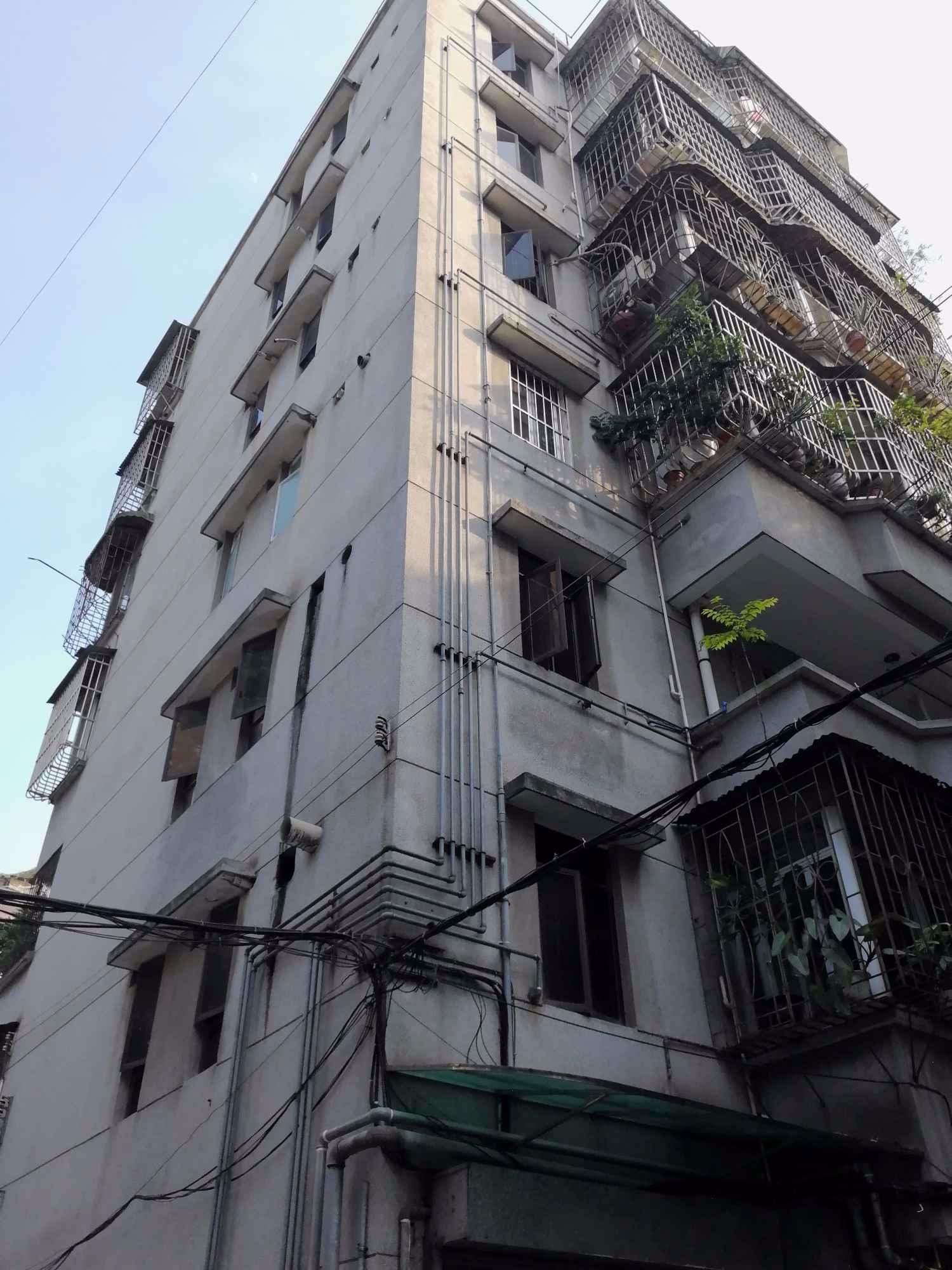  p>永福路小区是由广州恒大房地产开发公司开发的普通住宅小区,小区