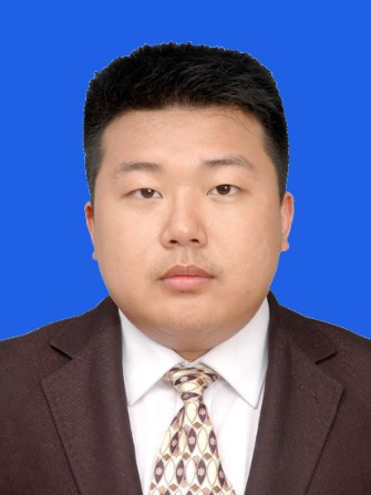 现任湖南省湘潭市岳塘区人民政府党组成员,区政府办党组书记,主任