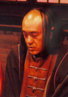 何冰