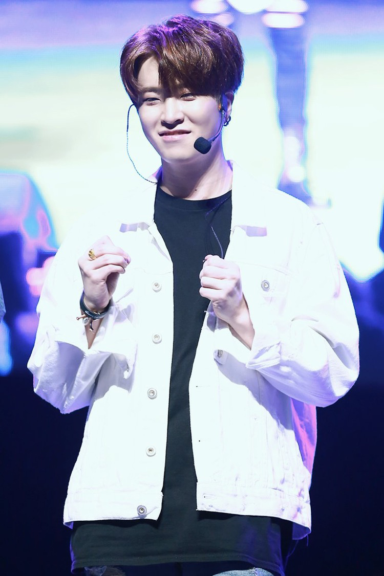  p data-id="go02nefw61">崔荣宰(youngjae)