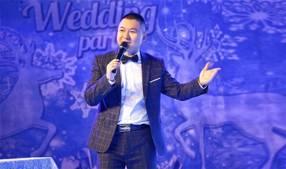  p>杨光,原名杨孝朋,中国,汉族,男,主持人,男歌手,5月23日出生于 a