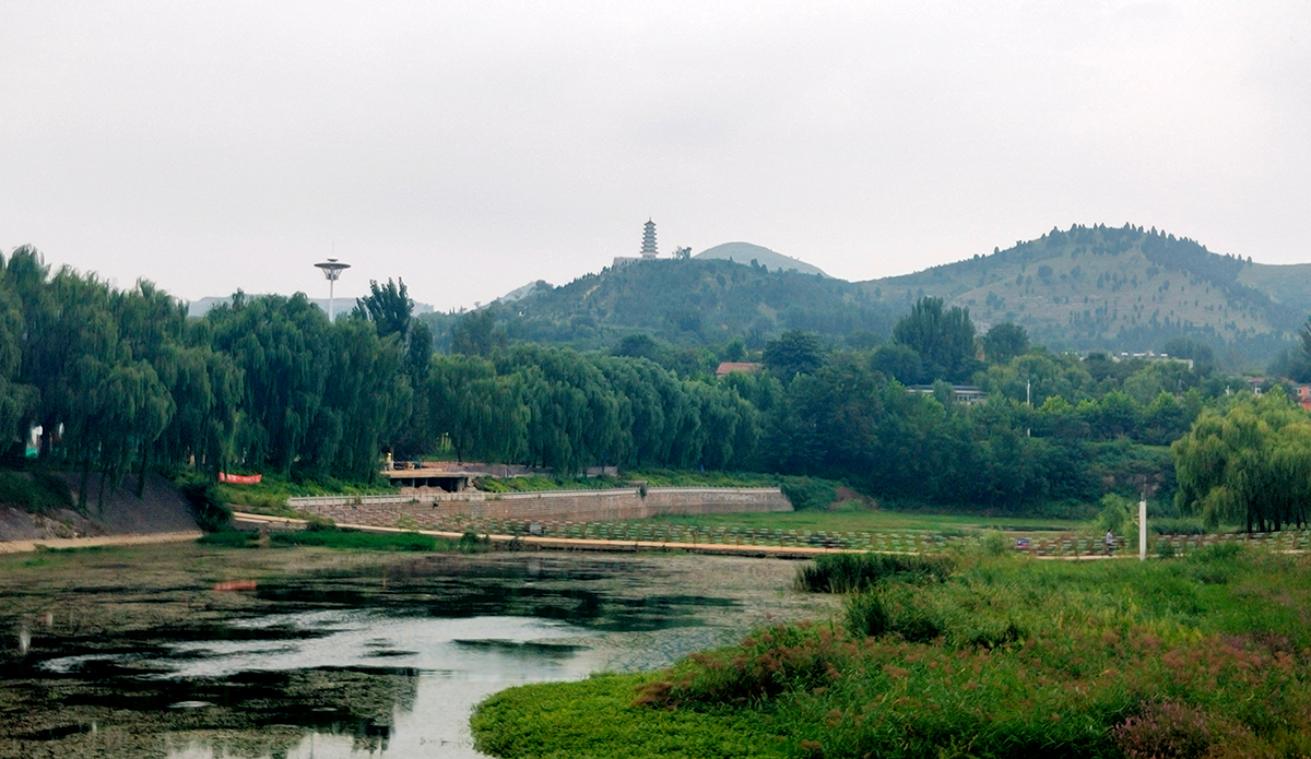  p>济南市钢城区大汶河国家湿地公园位于济南市钢城区,地理坐标:东经