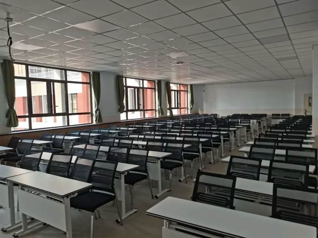 尖草坪区外滩实验小学