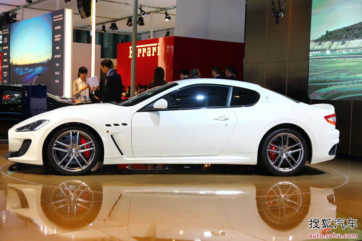 全称"玛莎拉蒂gran turismo",是一款适合长距离高速行驶的豪华轿跑车