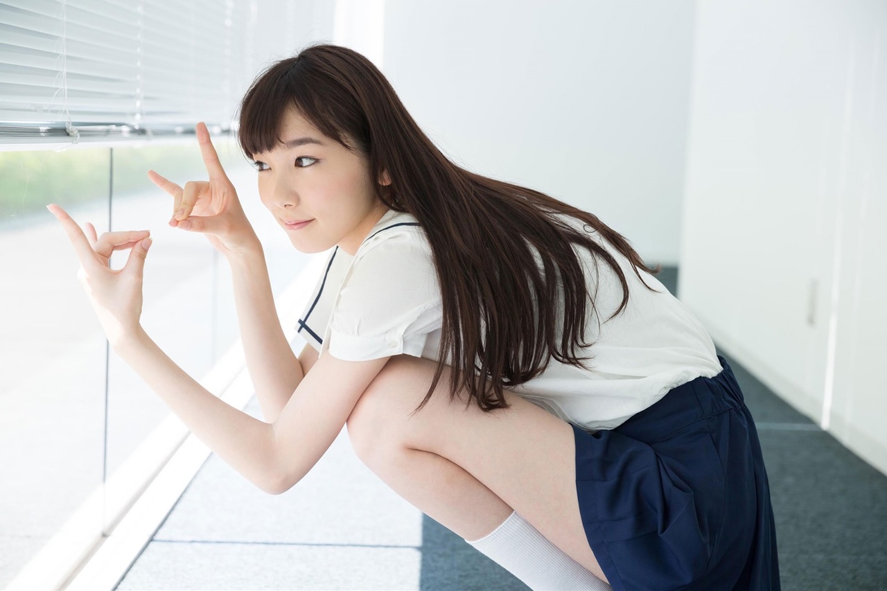  p>饭丰万理江 i>(marie iitoyo) /i>,1998年1月5日出生于日本千叶县