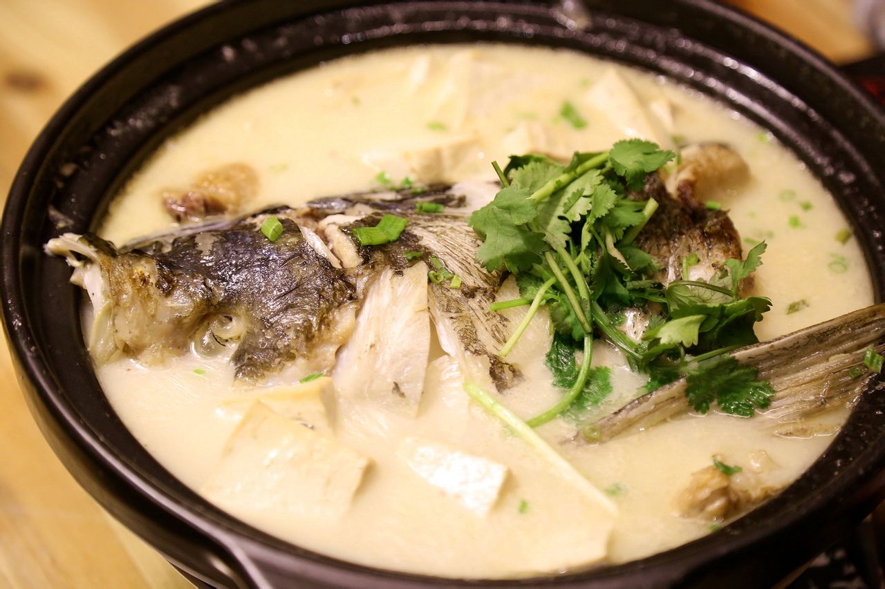 咸鸭鲫鱼火锅
