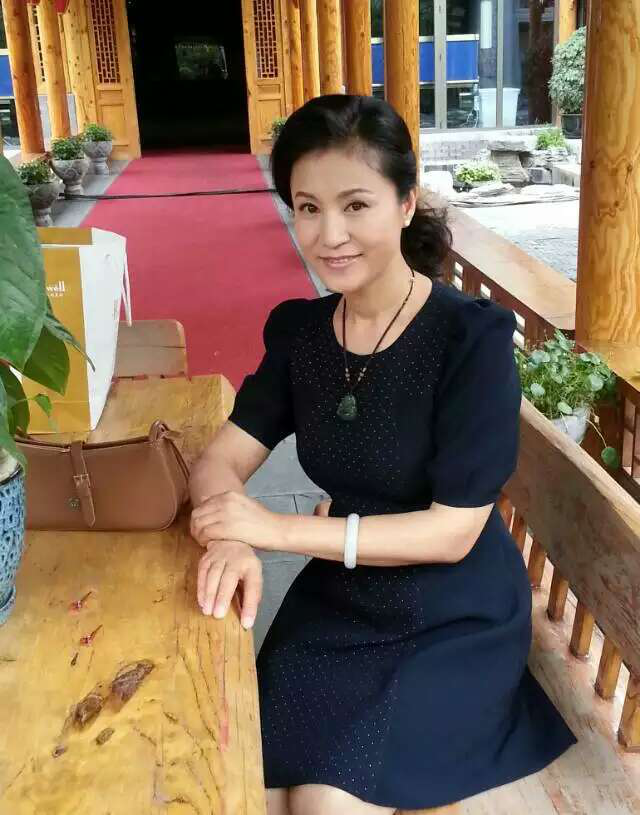 张艺心