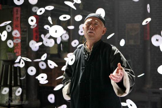 《茶馆》是改编自 a target="_blank" href="/item/老舍/193756" data