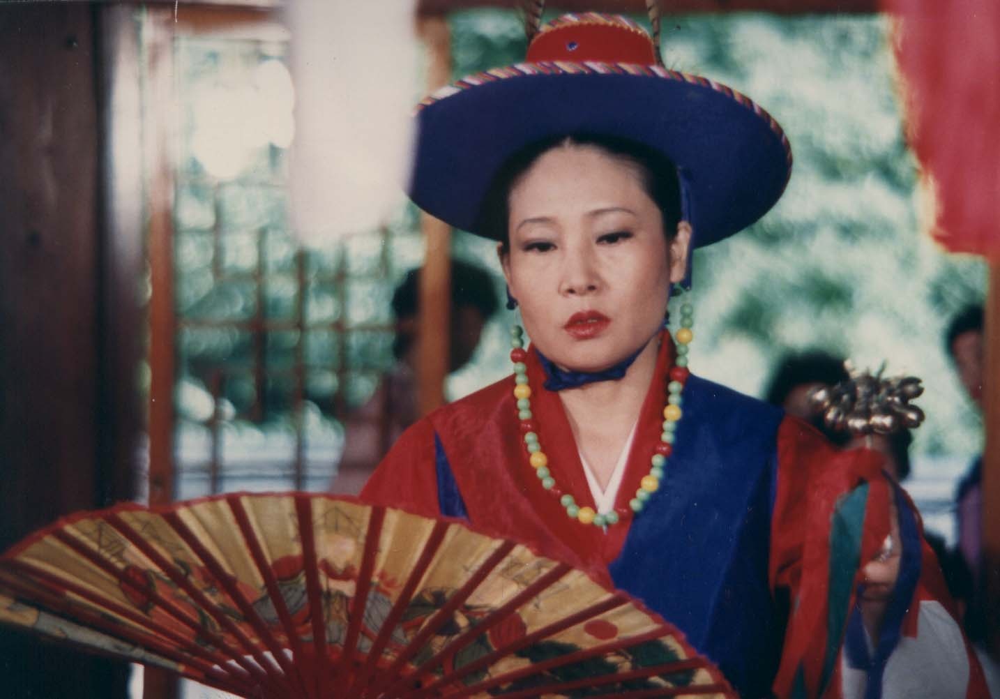  p>韩国电影《巫女之夜》(             )卞张镐导演,1982年上映. /p>