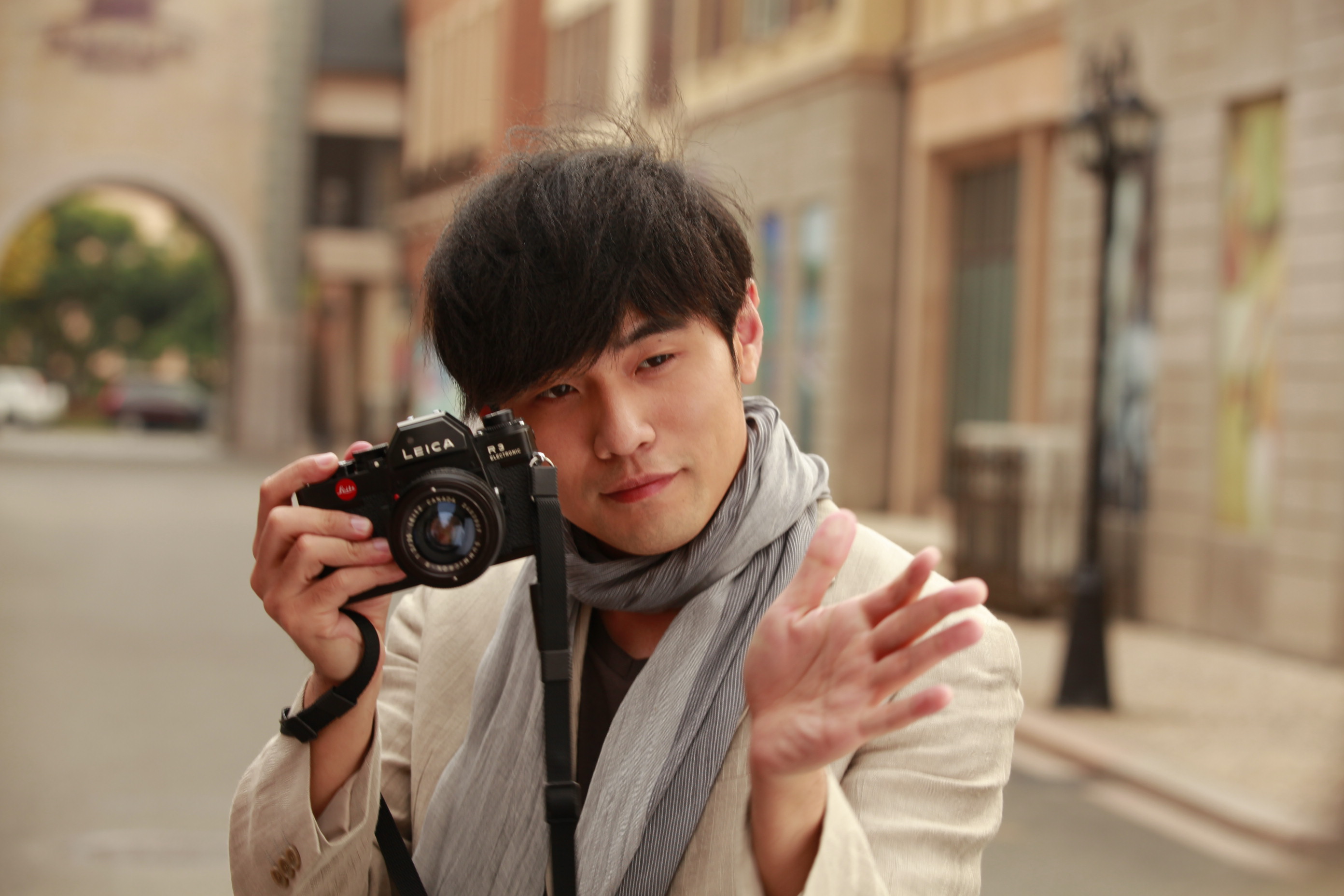  p>周杰伦(jay chou),1979年1月18日出生于台湾省新北市,祖籍福建省