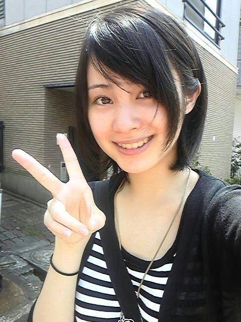  p data-id="gnto41o9w5">m·a·o(1992年2月1日—   ),本名市道真央