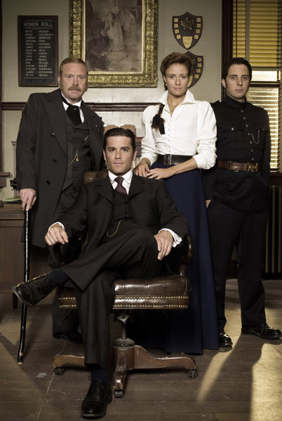  p>《神探默多克》是由 a href="#" data-lemmaid="18848675">maureen