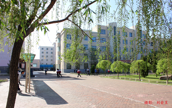 no.1 middle school of tongwei