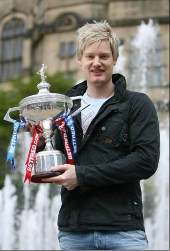  p>尼尔·罗伯逊,1982年2月11日出生于澳大利亚,澳大利亚职业斯诺克