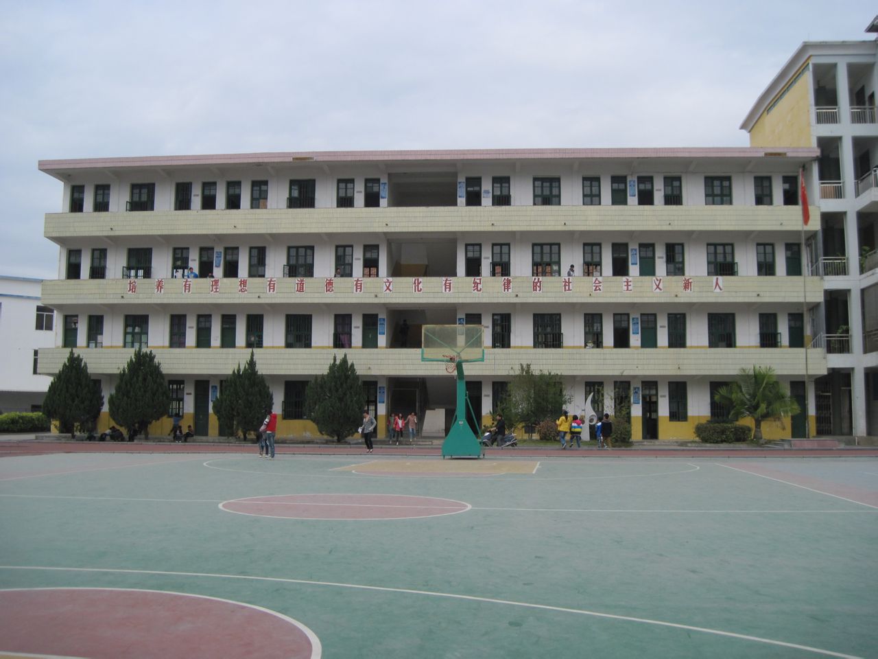 漳州市长泰区第三中学