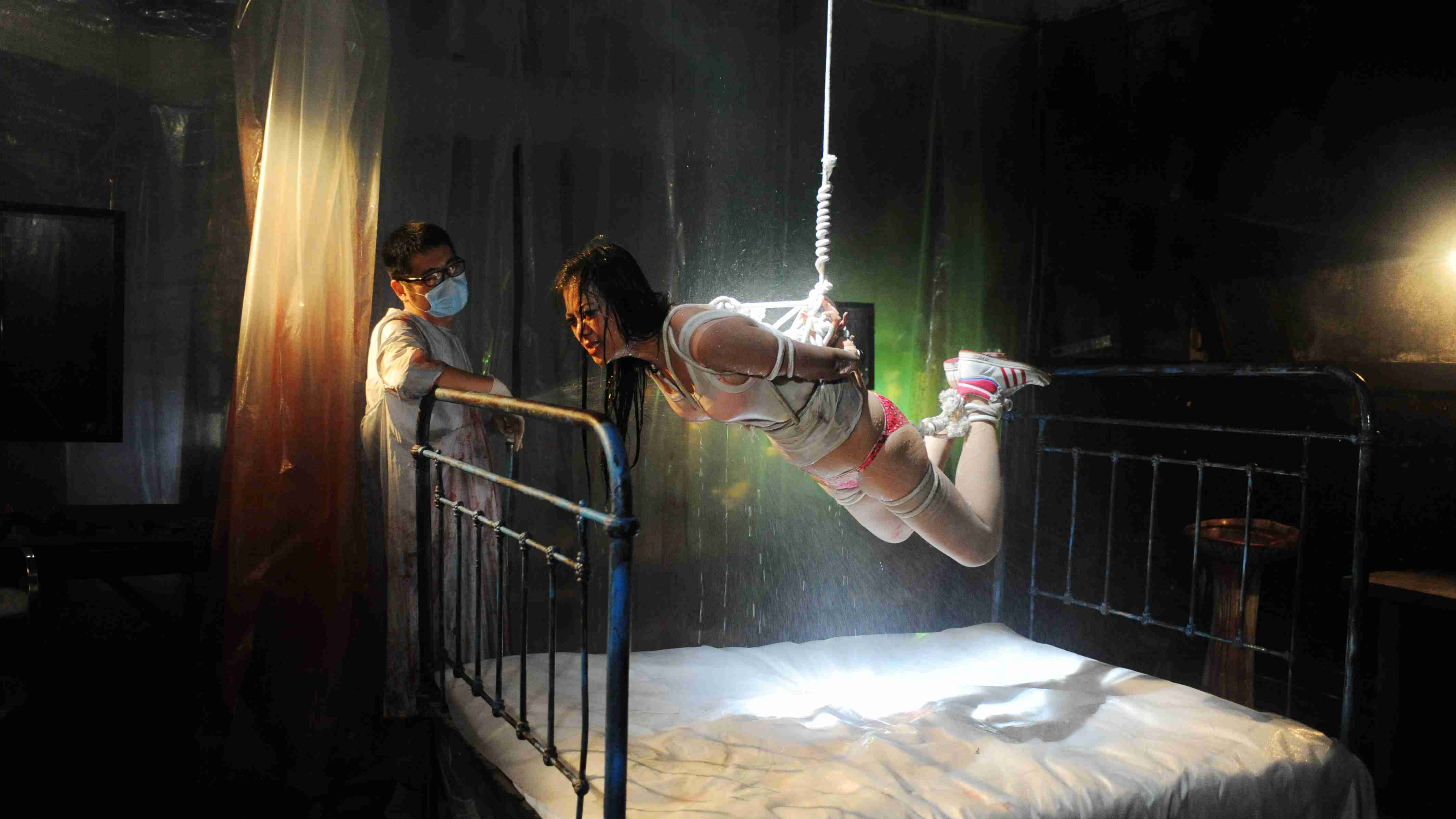  p>《朝外81号》是2014年由北京天河水漾文化传媒有限公司出品的惊悚