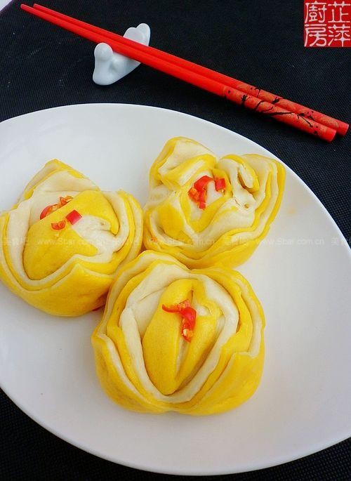 南瓜双色莲花馒头