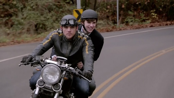  p data-id="go06mfzjgt">《惊魂序曲》是tucker gates执导的惊悚恐怖