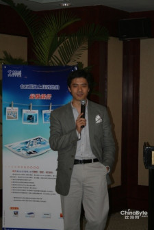 王梓（前上海东方卫视主持人、演员）_百度百科