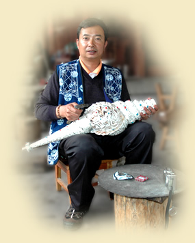 寸发标,男,白族,1962年6月生于 a target="_blank" href="/item/云南