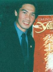  p>陈之财,祖籍福建,是新加坡著名艺员. /p>