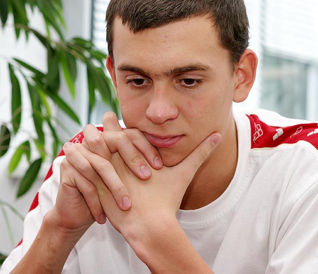  p>拉斯洛·切赫,男,1985年12月3日出生于匈牙利布达佩斯,匈牙利游泳