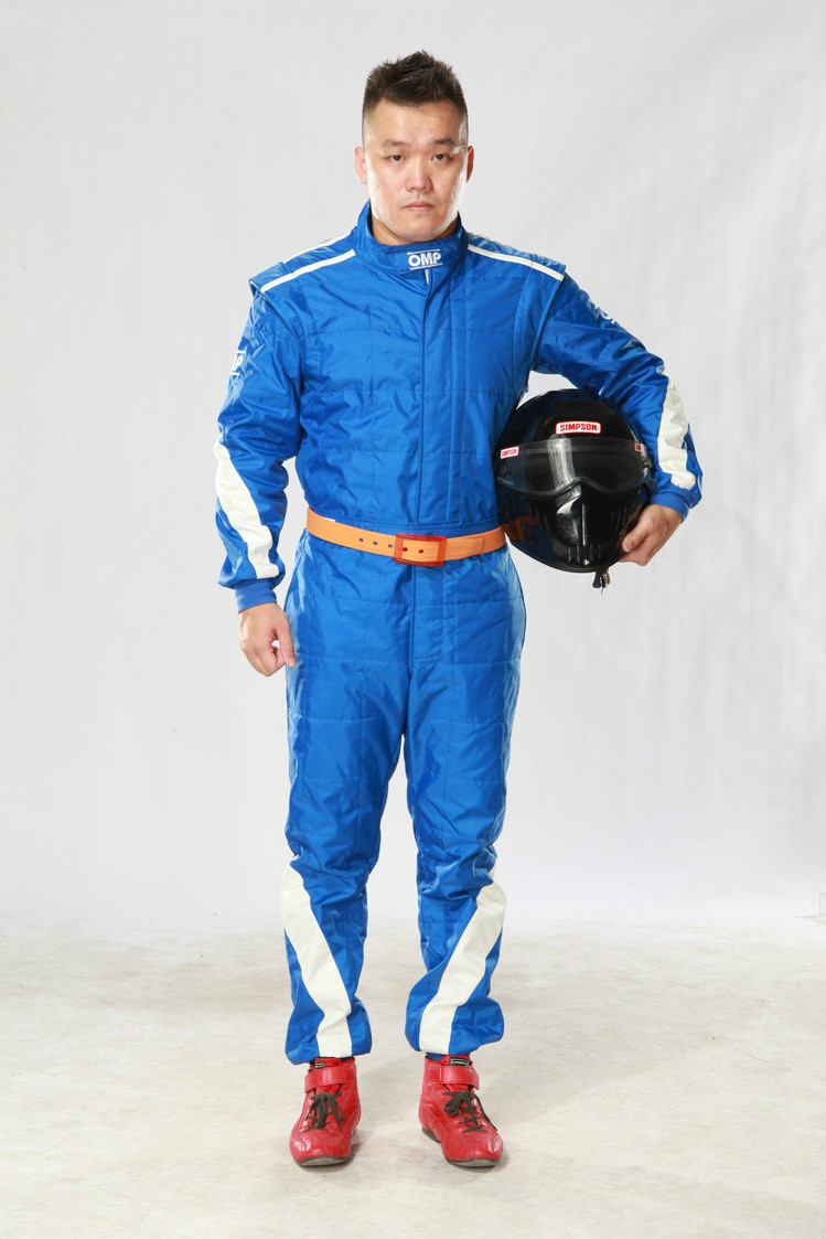  p>胡奕,国际汽联认证 a target="_blank" href="/item/赛车手