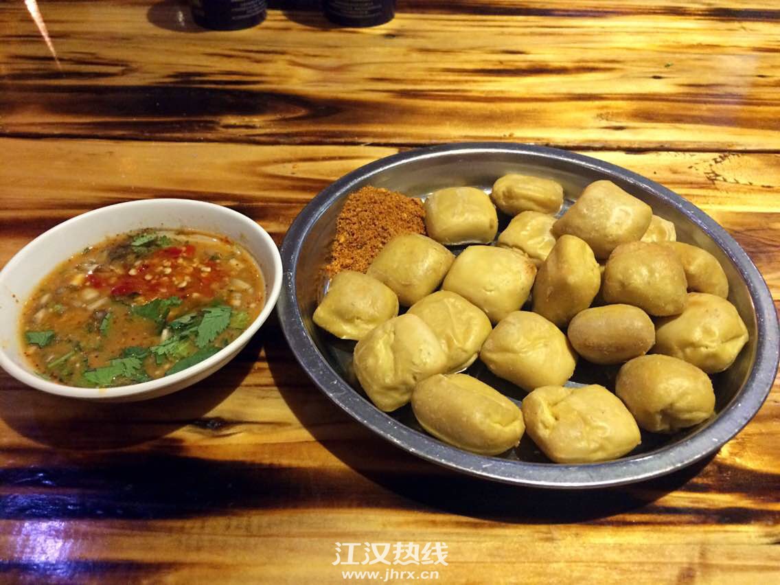  p data-id="go1calv81g">建水烧豆腐又称临安豆腐是云南省 a target=