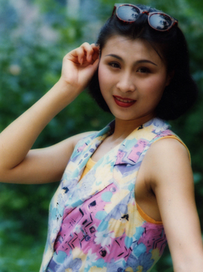  p data-id="go1kpb2023">李红梅,女,国京剧院国家一级演员, a target