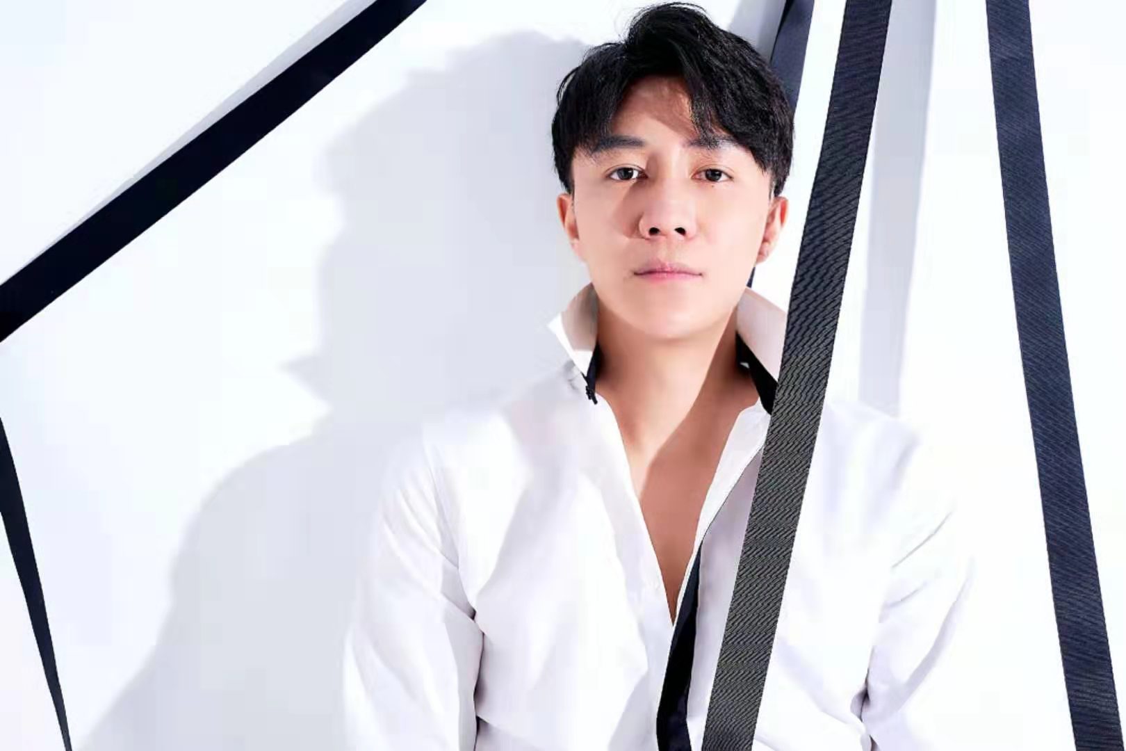  p>李西泽,男,四川成都人,血型ab型,白羊座,身高