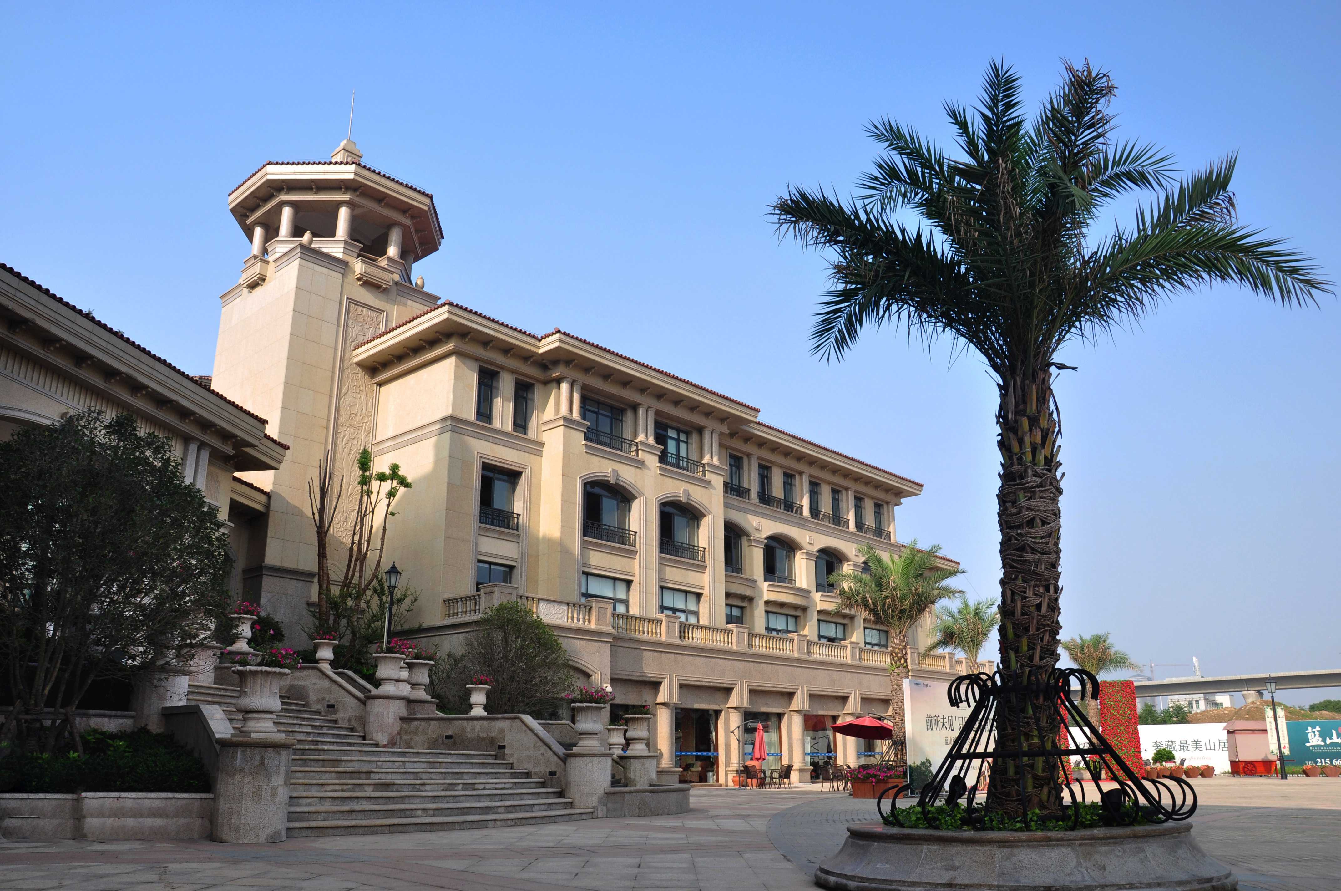  p>伟星蓝山是伟星房产进军马鞍山的开山之作,为"荣誉之乡"再添荣耀.