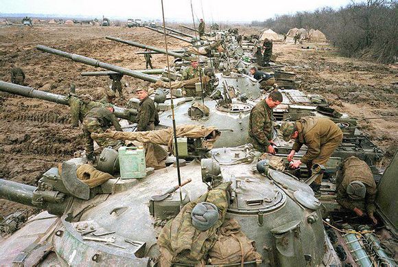  p>格罗兹尼巷战,这是越战以后最残酷最血腥的 a href="#" data-lemma