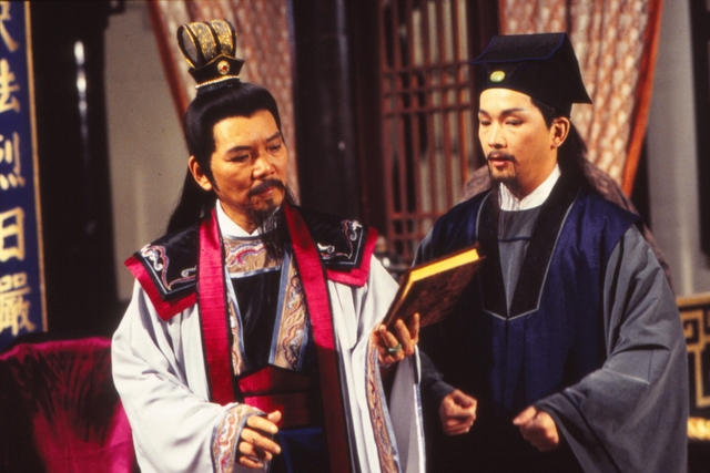 版《包青天》,是由 a target="_blank" href="/item/香港电视广播有限