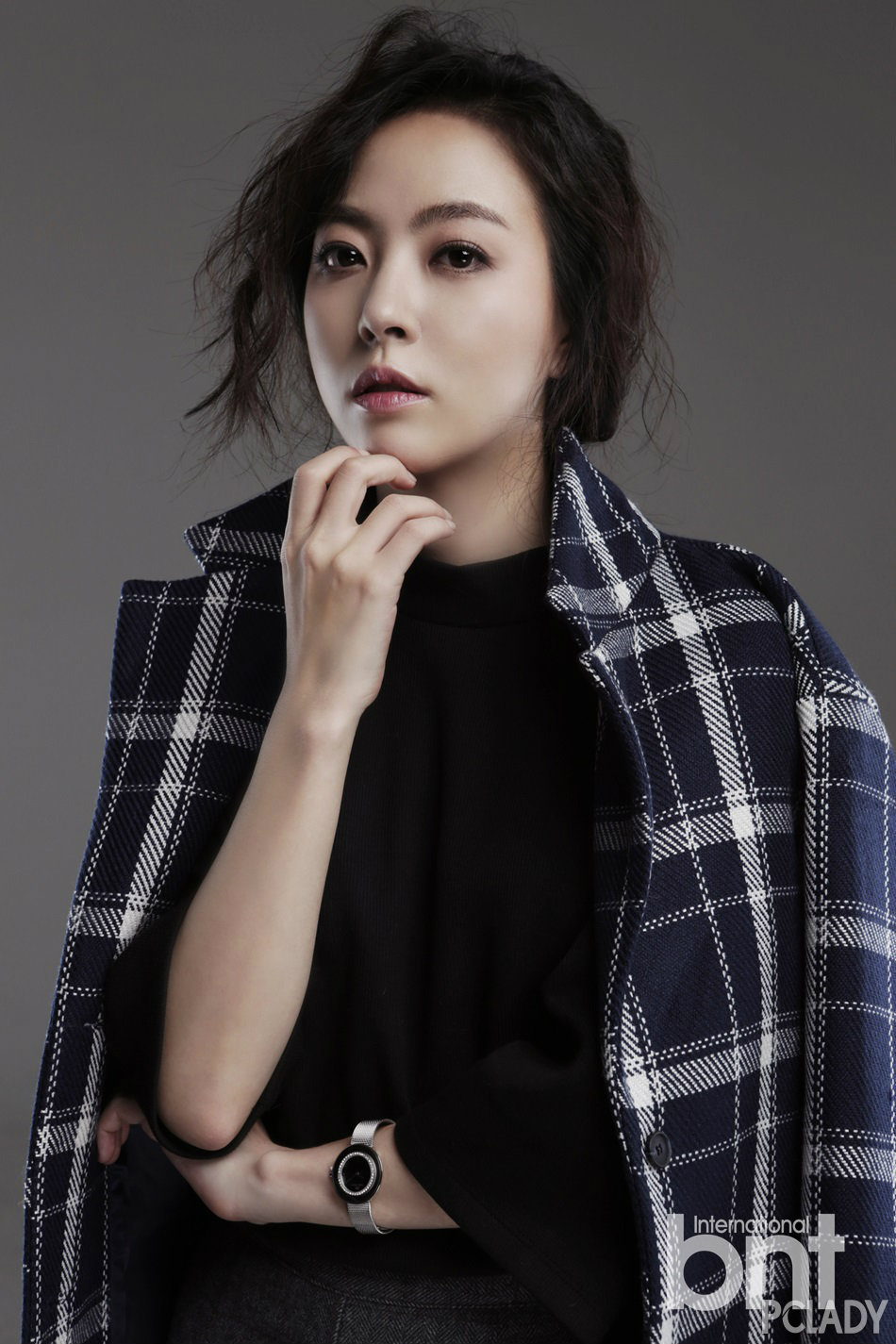  p>沈恩珍,1981年2月6日出生于韩国首尔,毕业于京畿大学影像媒体学院.